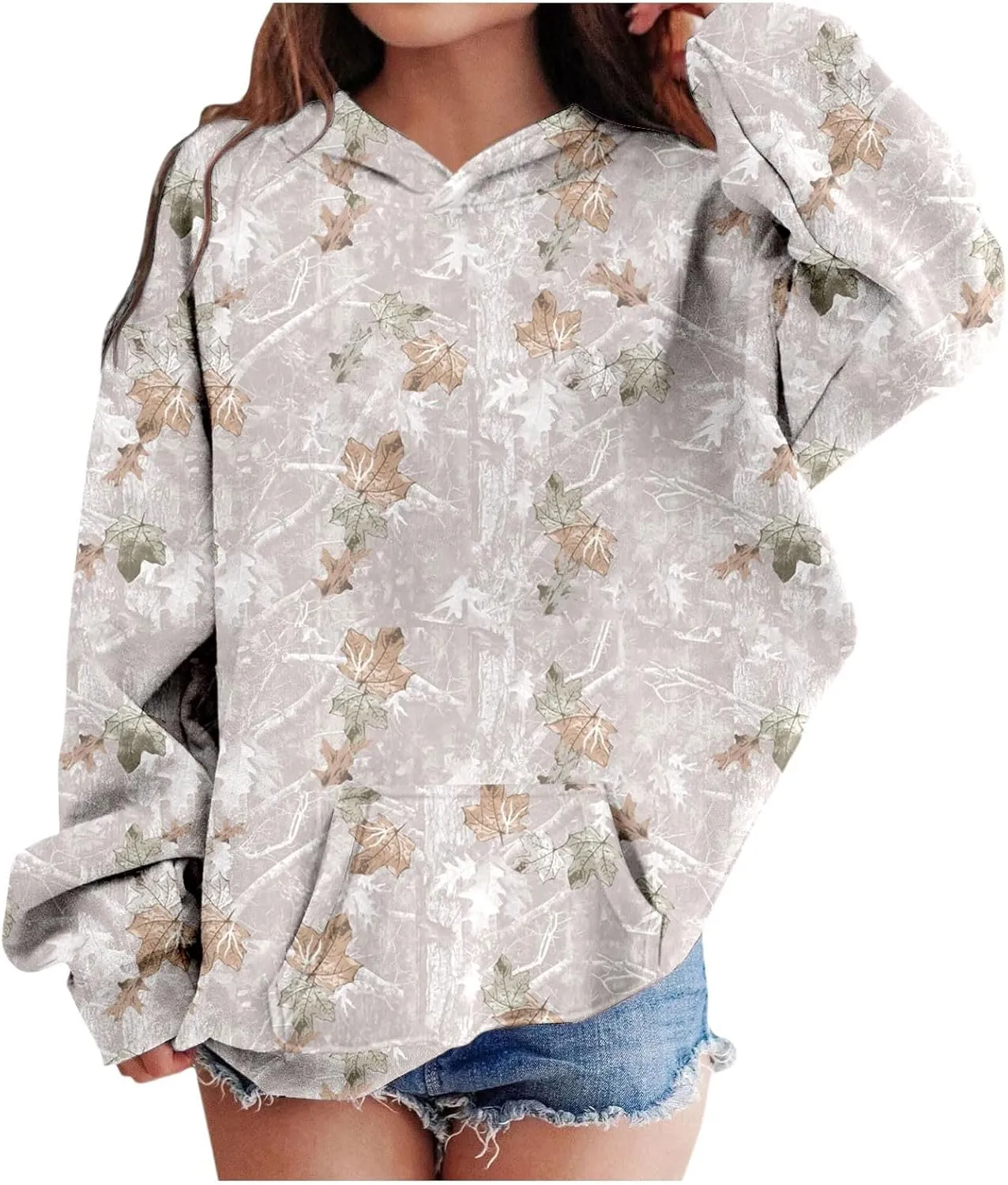 Camo Hoodies for Teen Girls Cute Sweatshirt Maple Leaf Print Oversized Fleece Sweatshirts Classic Pullover with Pocket