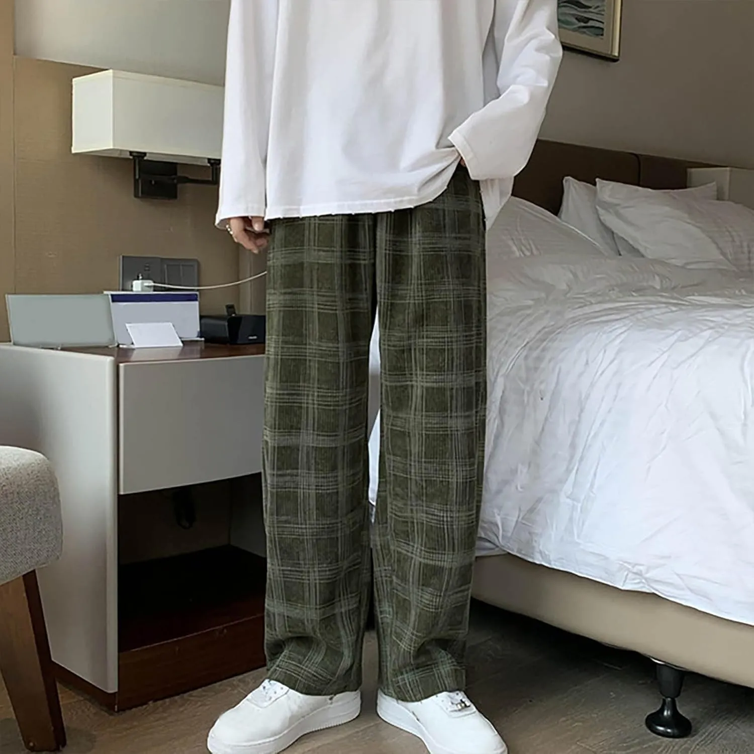 Men's Corduroy Plaid Pants Baggy Sweatpants Loose Straight Wide Leg Athletic Running Pants with Pockets