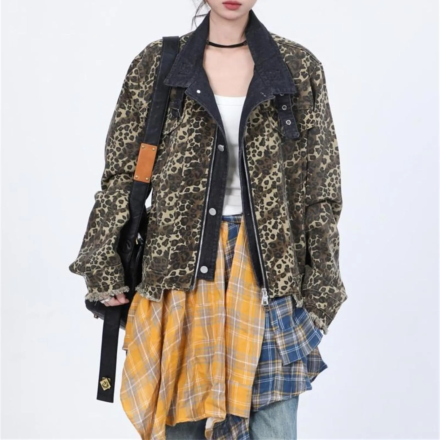 Y2k Aesthetic Leopard Print Denim Jacket for Women, Vintage Button Down Jean Jacket with Pockets, Casual Streetwear